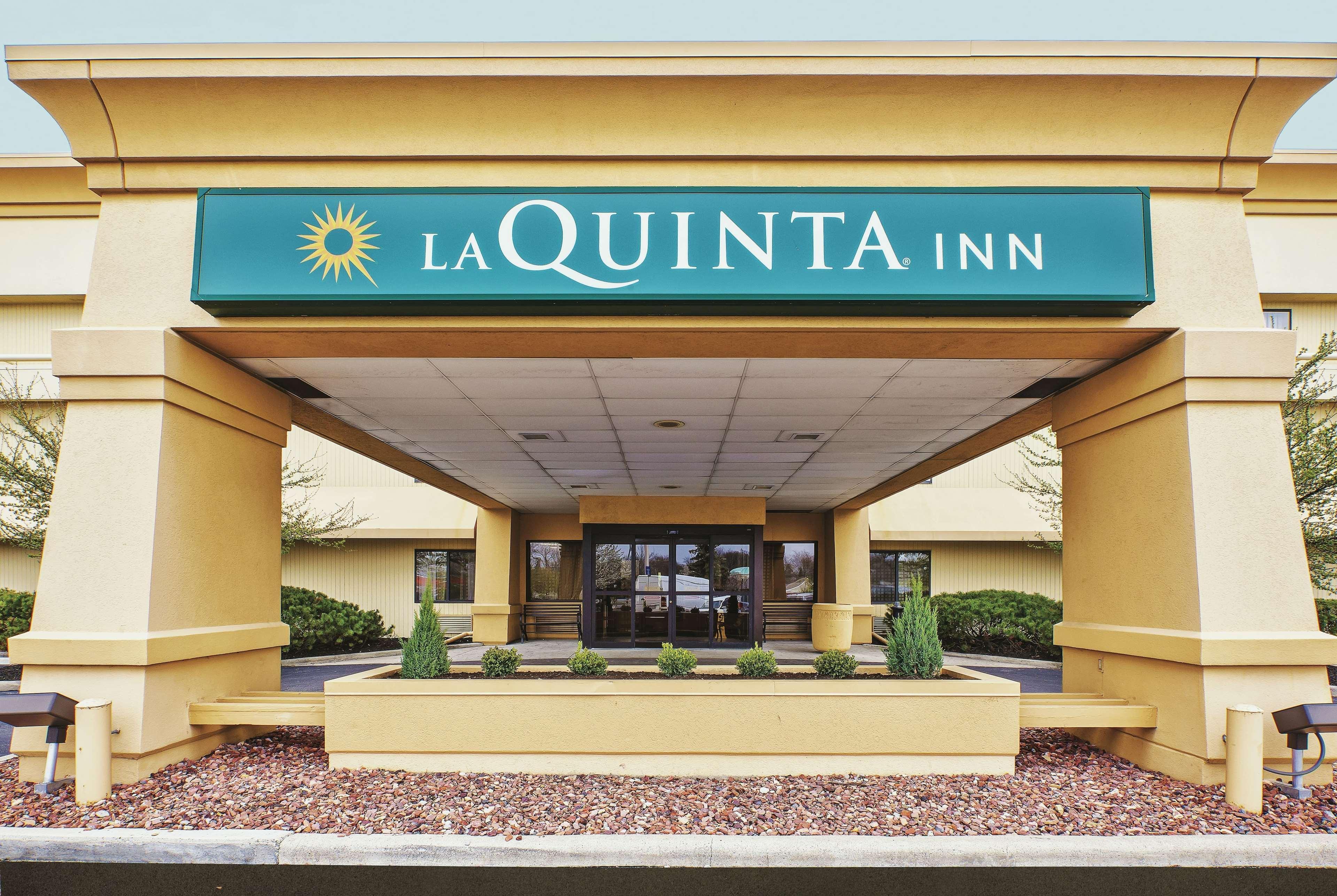 La Quinta Inn by Wyndham Toledo Perrysburg Bagian luar foto